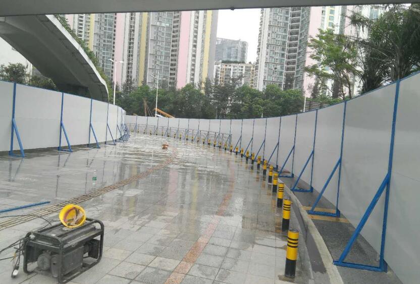 深圳工地施工彩鋼板圍擋的高度如何選定？有什么標準嗎