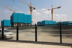 致力改善工程項目建筑安全，旭東鋼構(gòu)施工圍擋備受市場推崇